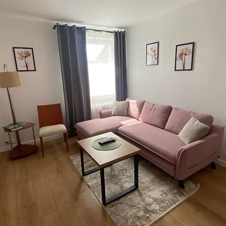 Mirka Centrum Apartamento *